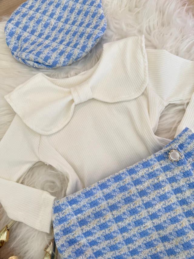 Conjunto com Boina Azul